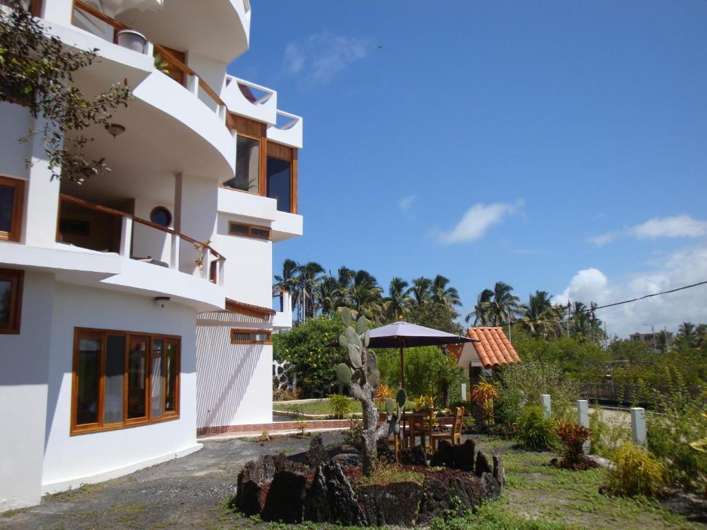 Hotel La Laguna Galapagos Puerto Villamil Exterior foto