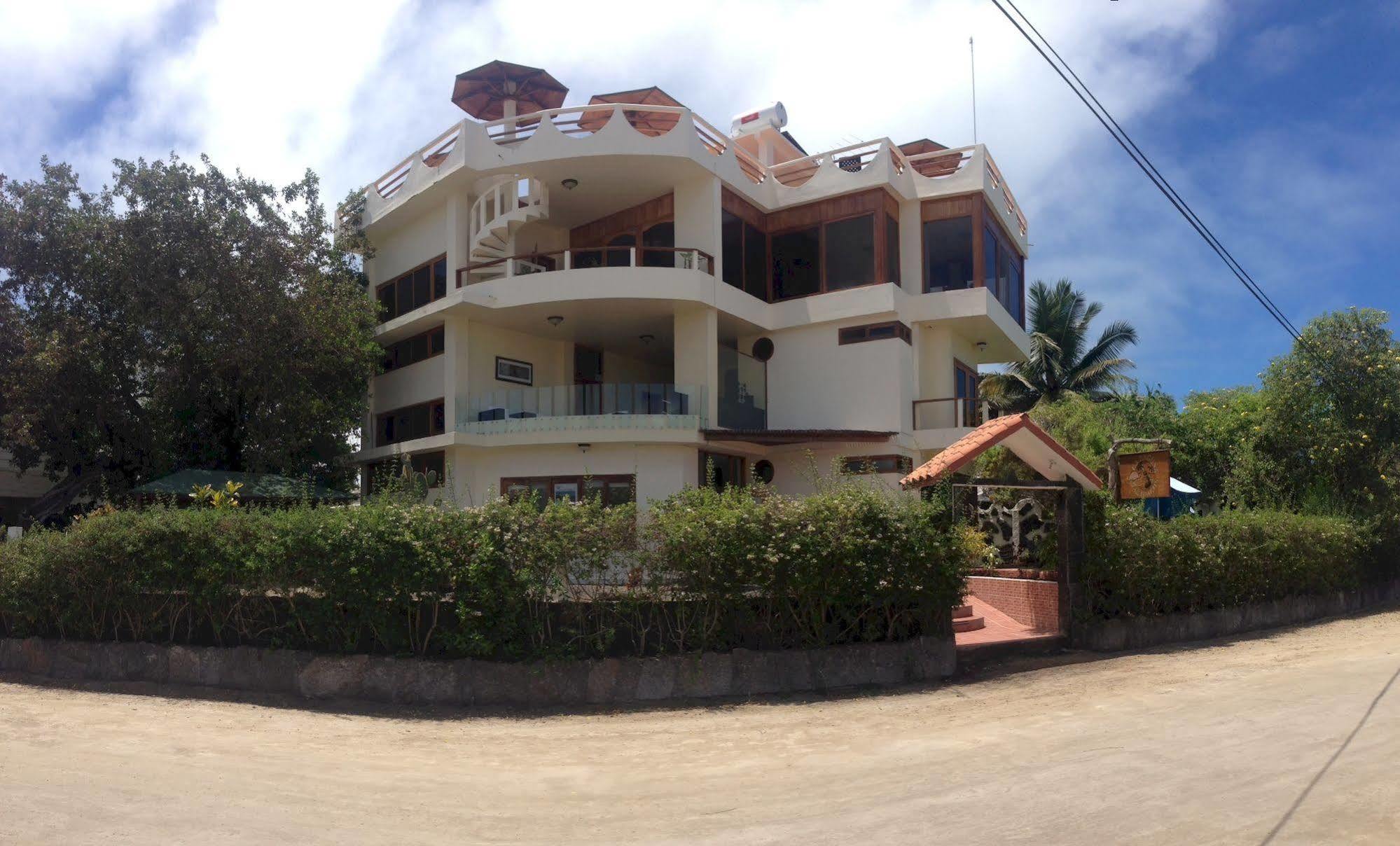 Hotel La Laguna Galapagos Puerto Villamil Exterior foto